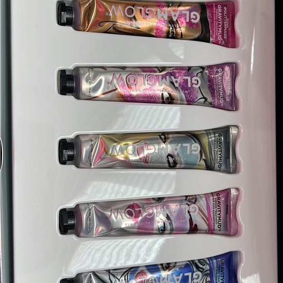 BNIB GlamGlow Face Mask Set - Picture 2 of 3